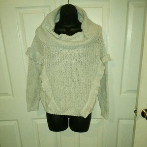 Light grey sweater